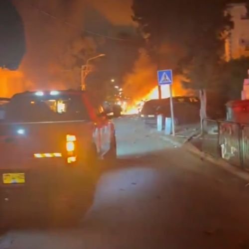 Loud Sirens Heard, Jerusalem And Tel Aviv Under Fire As Iran Launches Fresh Missile Attack