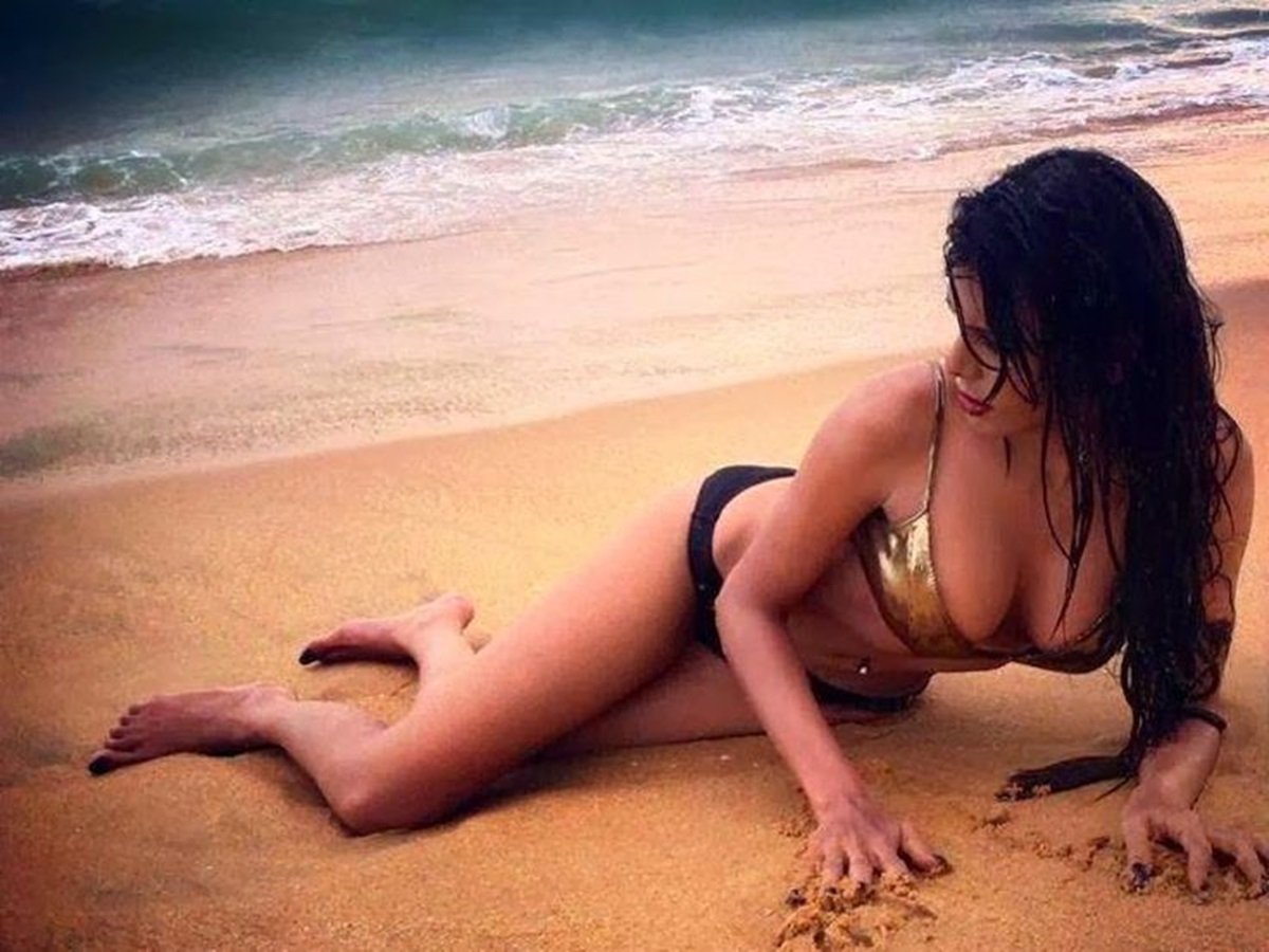 Sherlyn Chopra Like You’ve Never Seen Before – 8 Hottest Looks Ever! - Gallery Image Sherlyn Chopra Like You’ve Never Seen Before – 8 Hottest Looks Ever! - Gallery Image