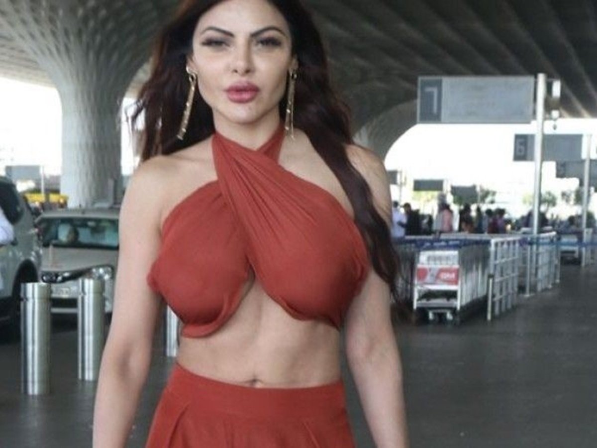 Sherlyn Chopra Like You’ve Never Seen Before – 8 Hottest Looks Ever! - Gallery Image Sherlyn Chopra Like You’ve Never Seen Before – 8 Hottest Looks Ever! - Gallery Image