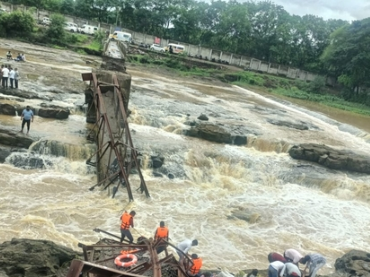 Talegaon Bridge Collapse: PM Modi Calls Fadnavis, Rescue Work Intensifies